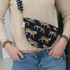 Crossbody bag tiger black