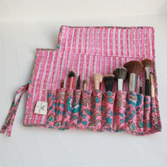 Make-up brush roll roze