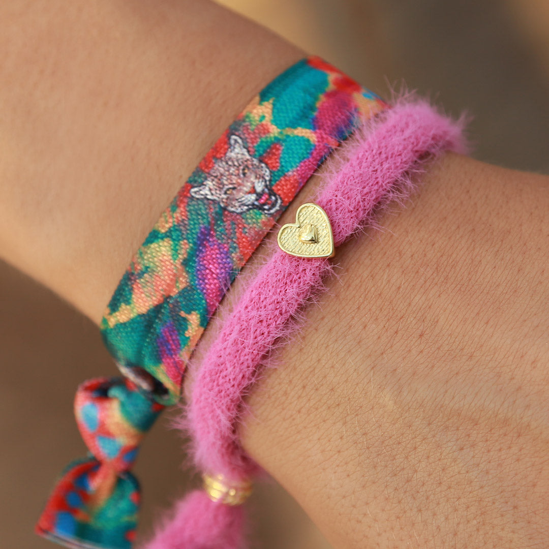 Armband fluffy roze