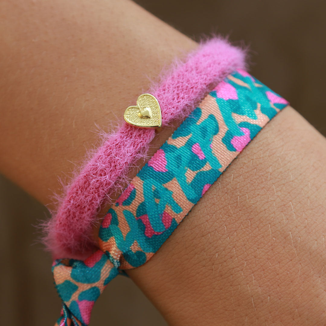 Armband fluffy roze