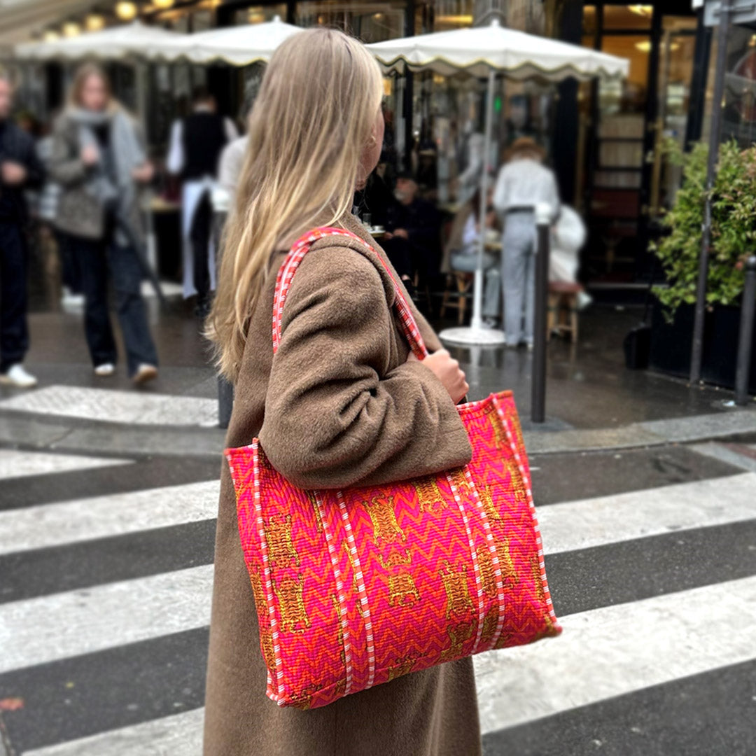 Umhängetasche mit Blockdruck, Chevron-Orange