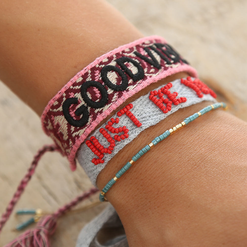 Geweven armband good vibes only wine red