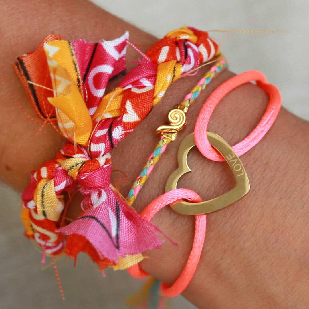 Armband wavy pink