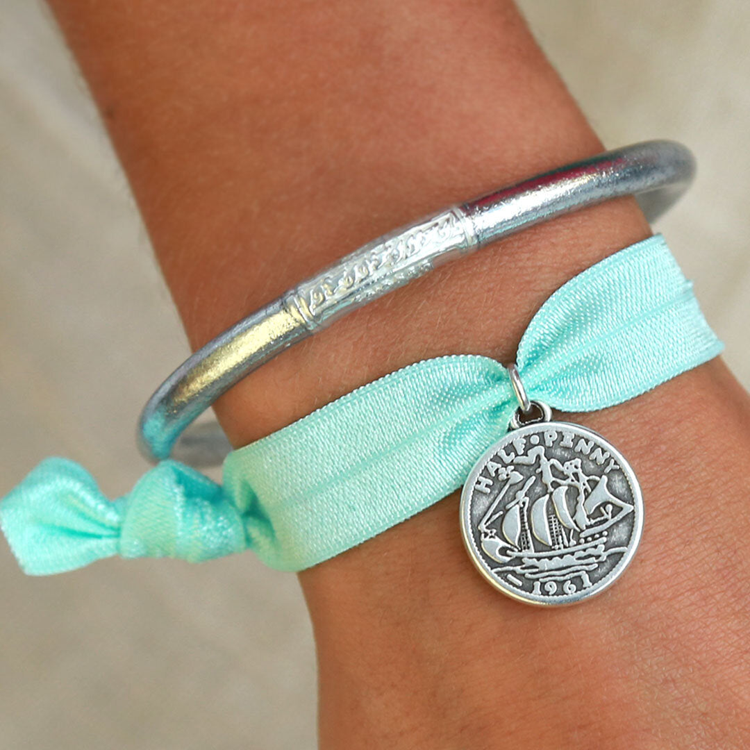 Ibiza armband baby blue coin Silber